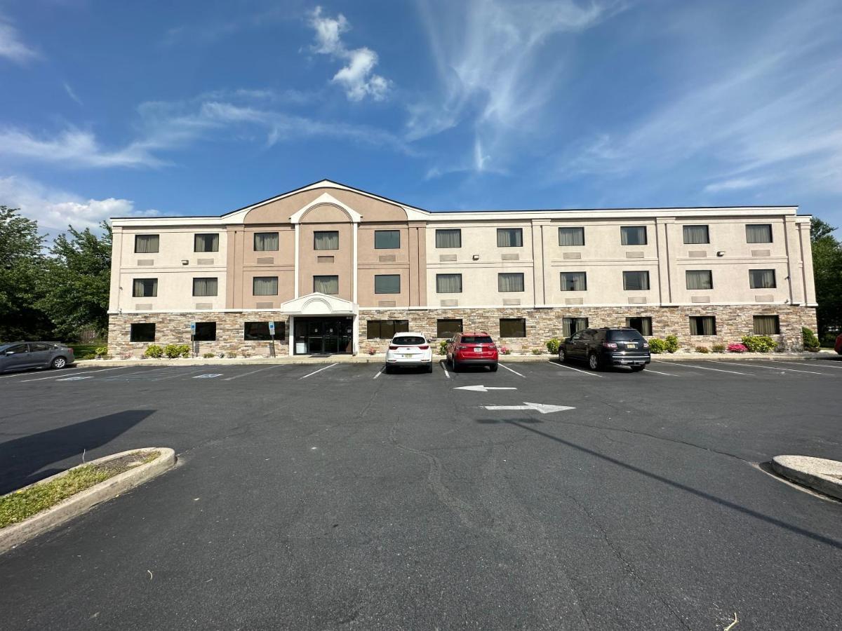 Comfort Inn Bordentown Near Nj Turnpike Esterno foto